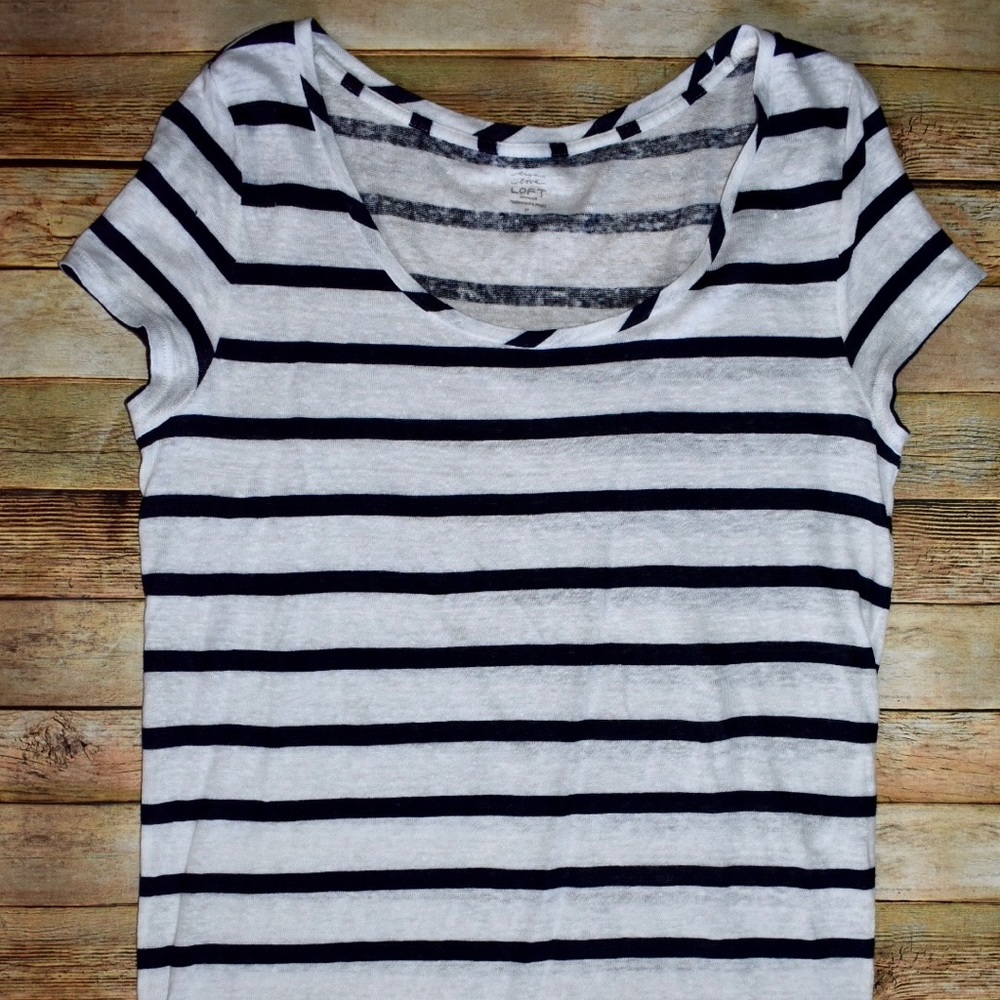 Ann Taylor loft Tee